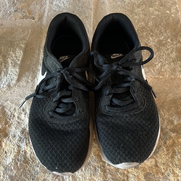 Nike boys shoes - Picture 2 of 11